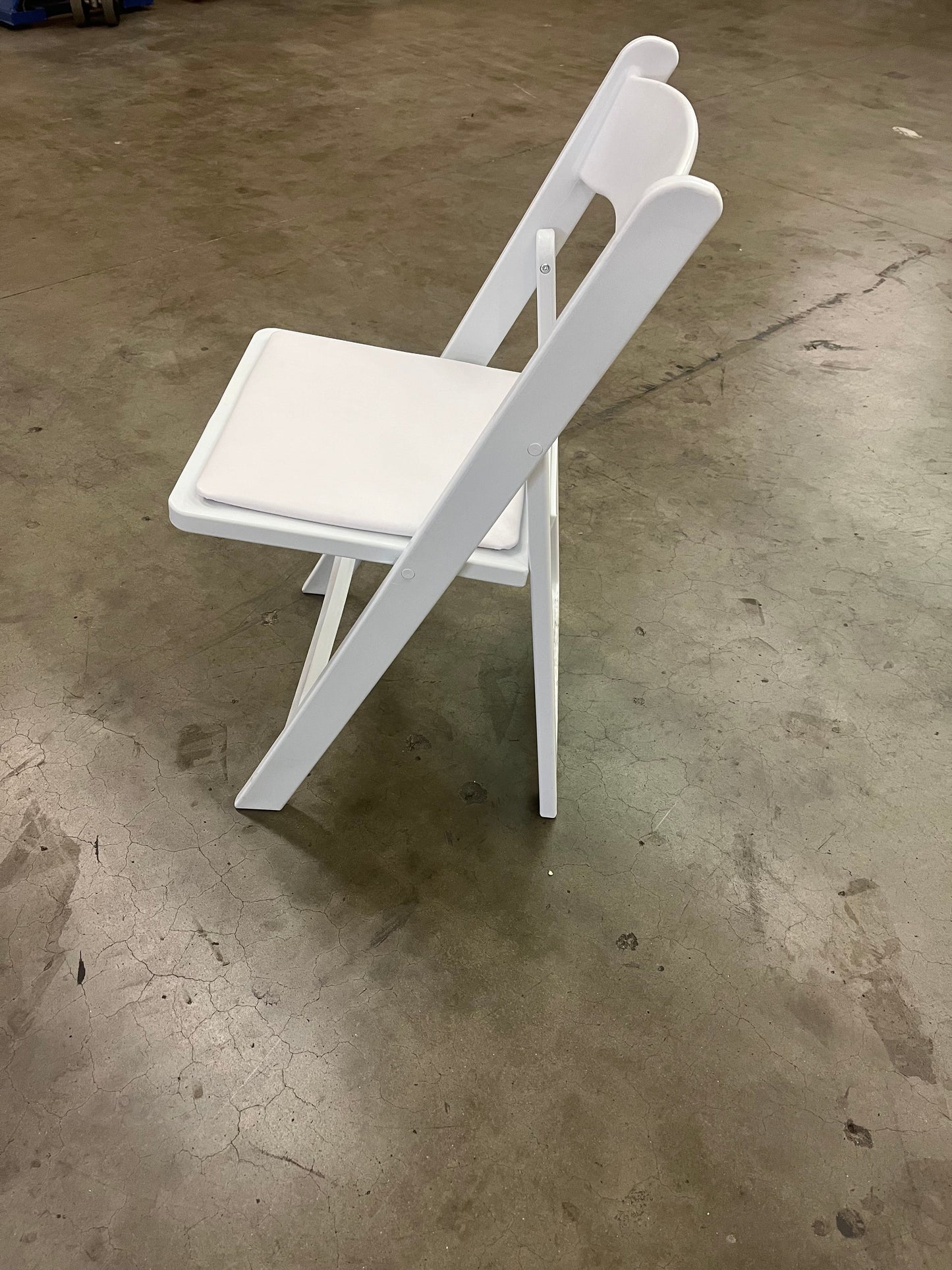 White Resin Chair Heavy Duty (commercial)